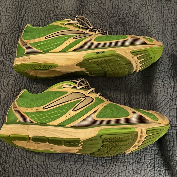Newton Running Shoes Kismet. Used but plenty of miles left. - Picture 2 of 4